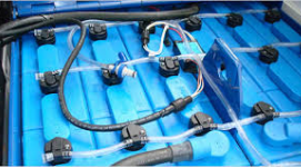 電動(dòng)叉車(chē)的工業(yè)電池維護